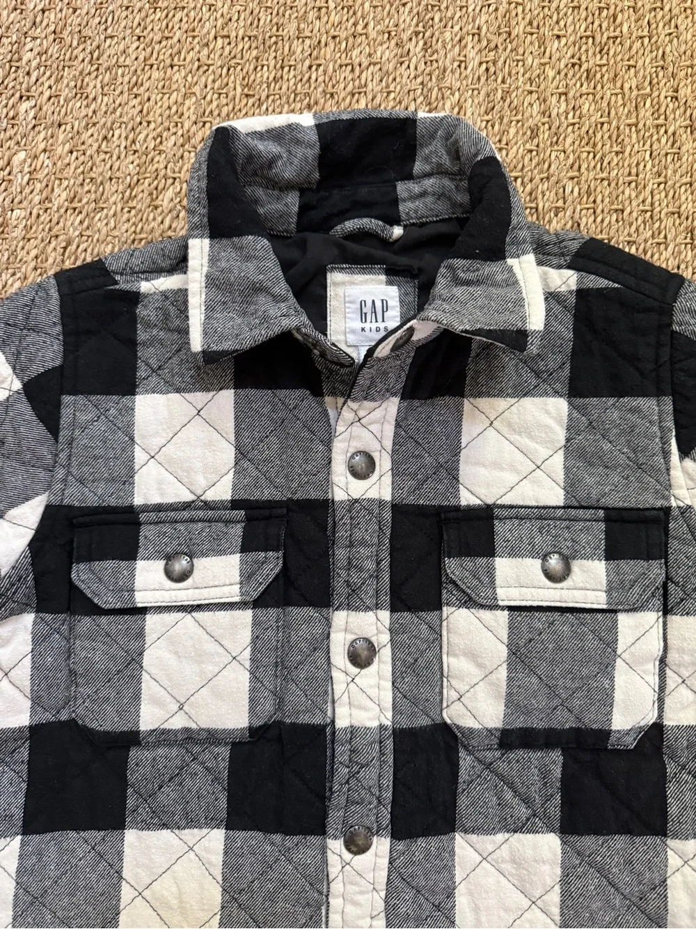 Gap Kids Buffalo Plaid Shirt Jacket Black and White Snap Up Size Small (6-7)